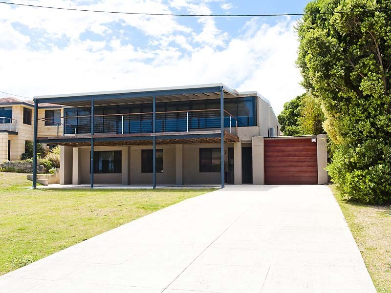 6 Churchill Avenue, Shoalwater WA 6169