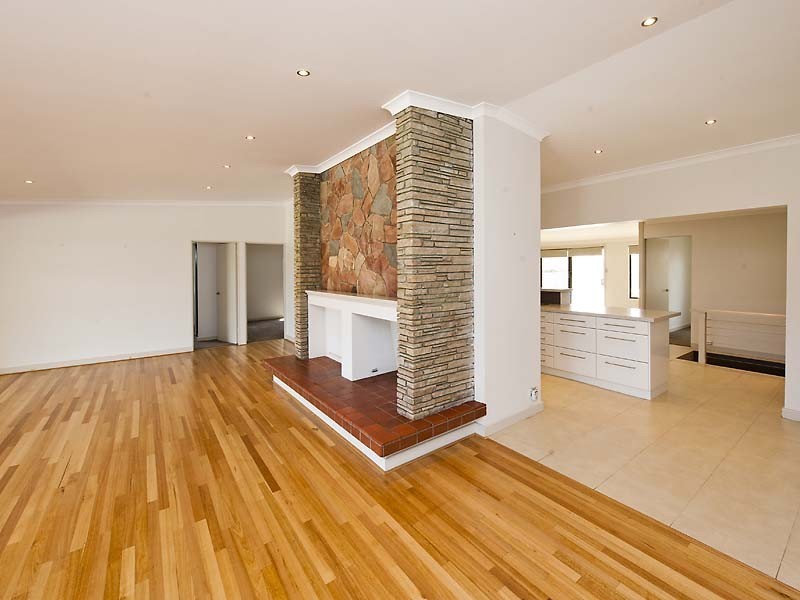 6 Churchill Avenue, Shoalwater WA 6169