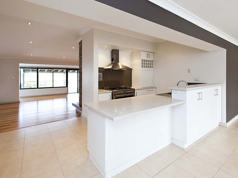 6 Churchill Avenue, Shoalwater WA 6169