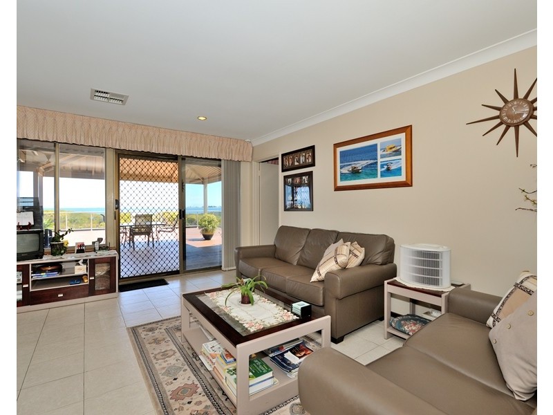 168 Warnbro Beach Road, Waikiki WA 6169