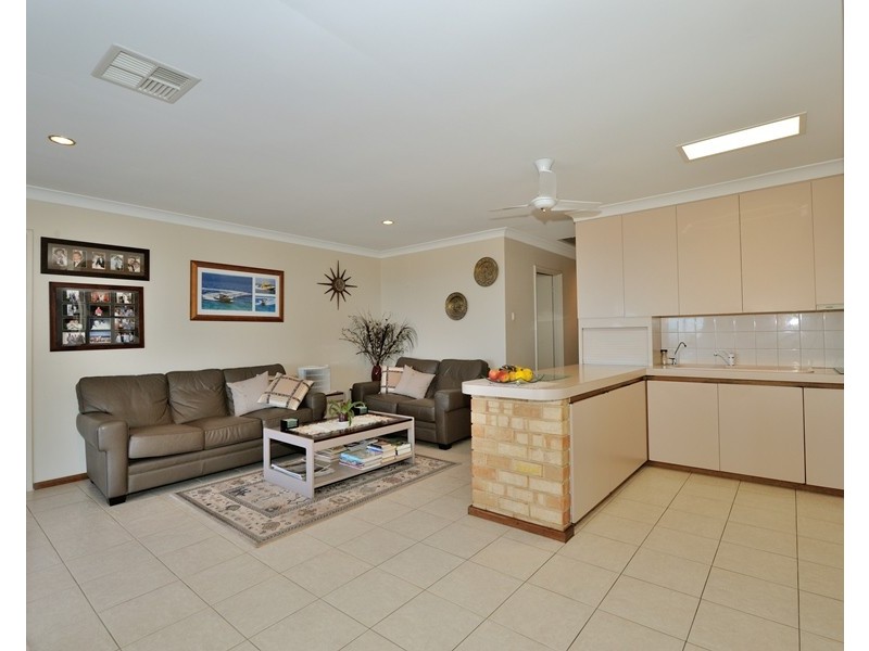 168 Warnbro Beach Road, Waikiki WA 6169