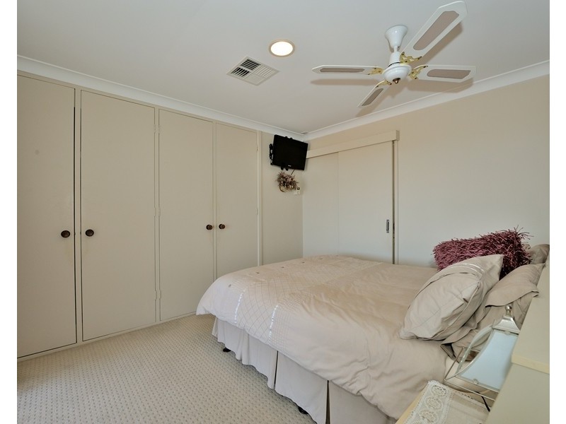 168 Warnbro Beach Road, Waikiki WA 6169