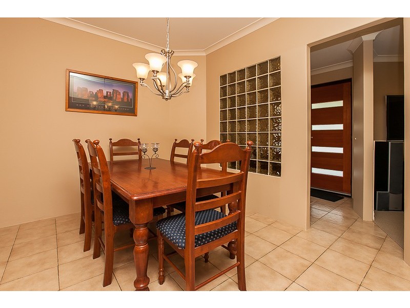 17 Oakdale Close, Safety Bay WA 6169