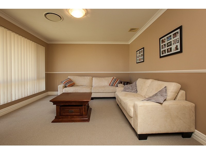 17 Oakdale Close, Safety Bay WA 6169