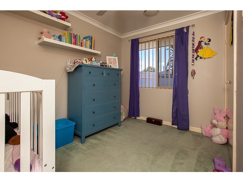 17 Oakdale Close, Safety Bay WA 6169