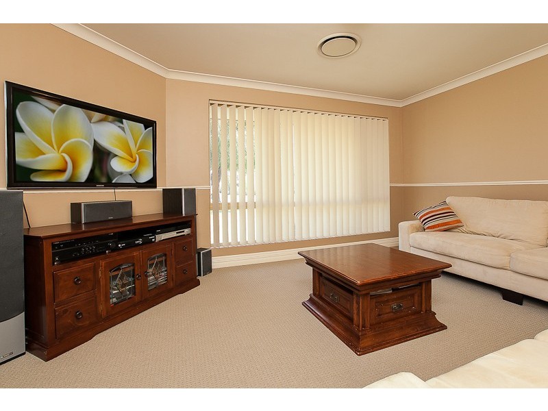 17 Oakdale Close, Safety Bay WA 6169