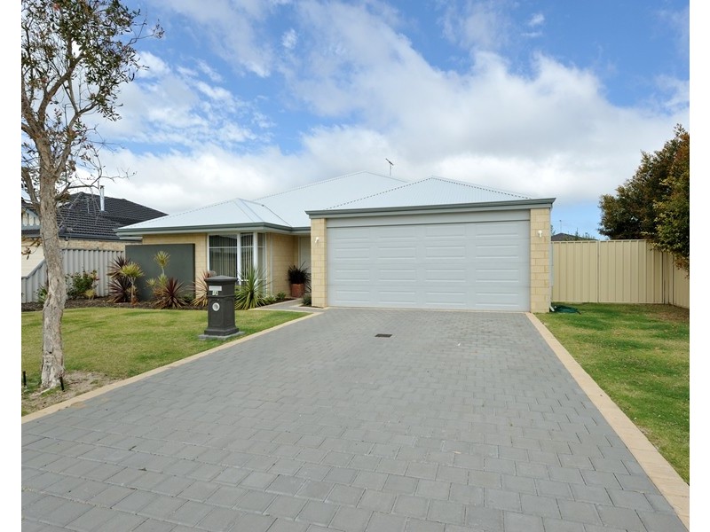 46 Montoro Drive, Port Kennedy WA 6172