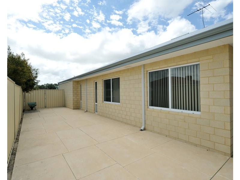 46 Montoro Drive, Port Kennedy WA 6172