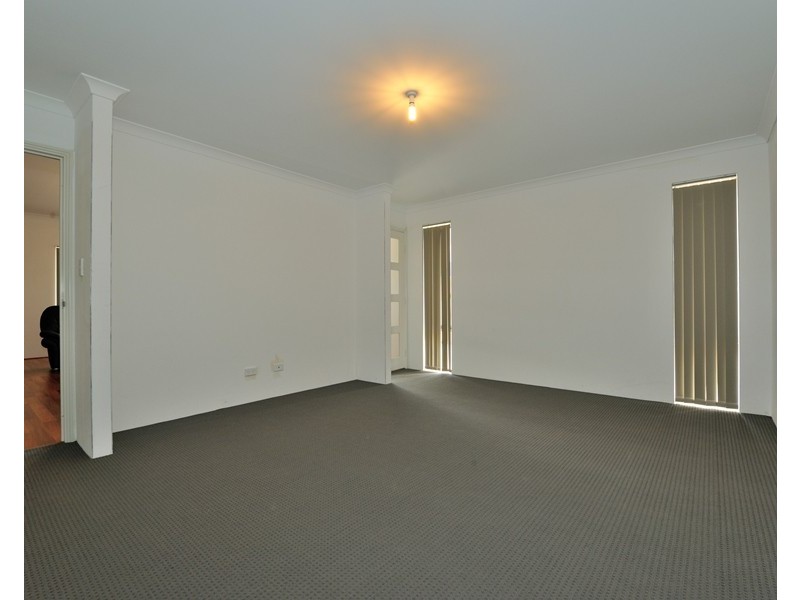 46 Montoro Drive, Port Kennedy WA 6172