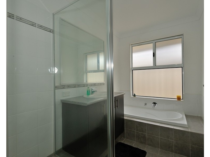 46 Montoro Drive, Port Kennedy WA 6172