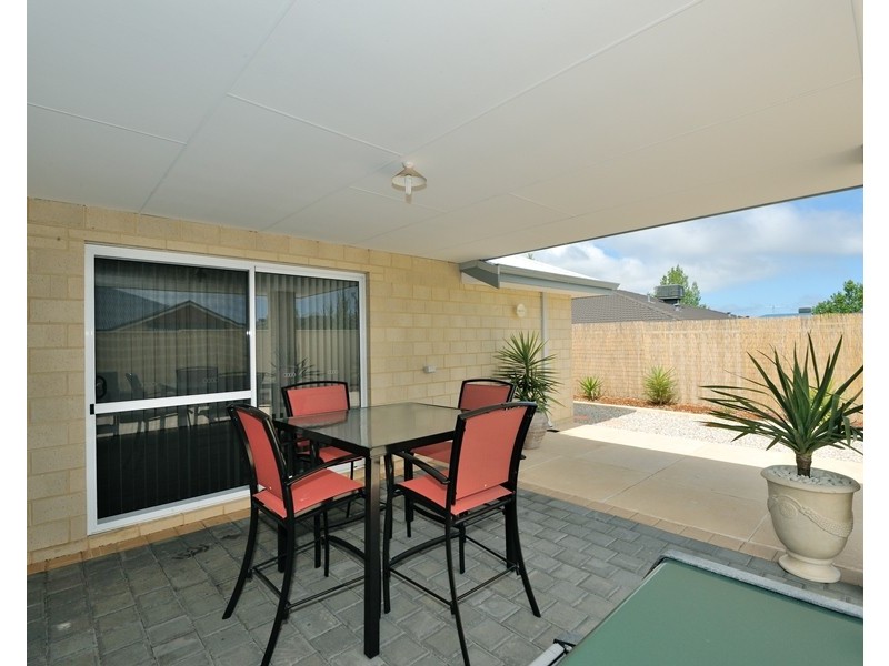 46 Montoro Drive, Port Kennedy WA 6172