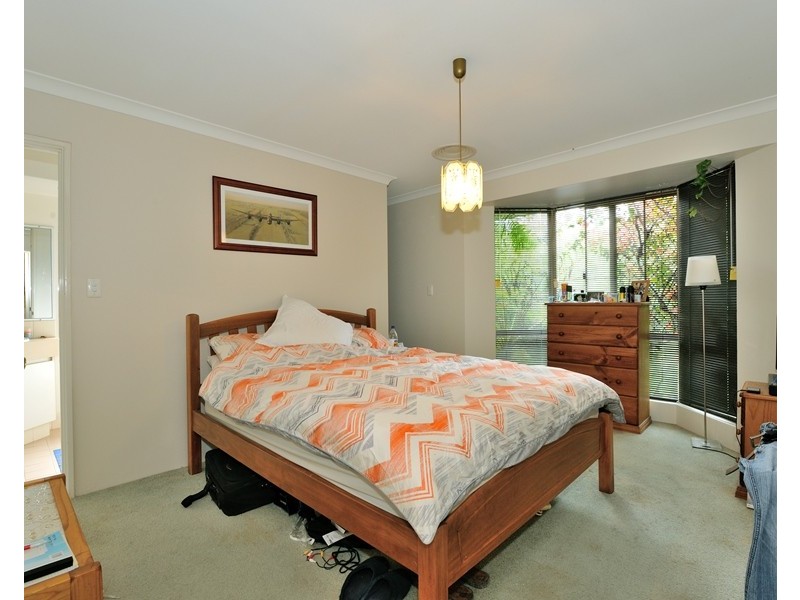 11 Nautalis Close, Port Kennedy WA 6172