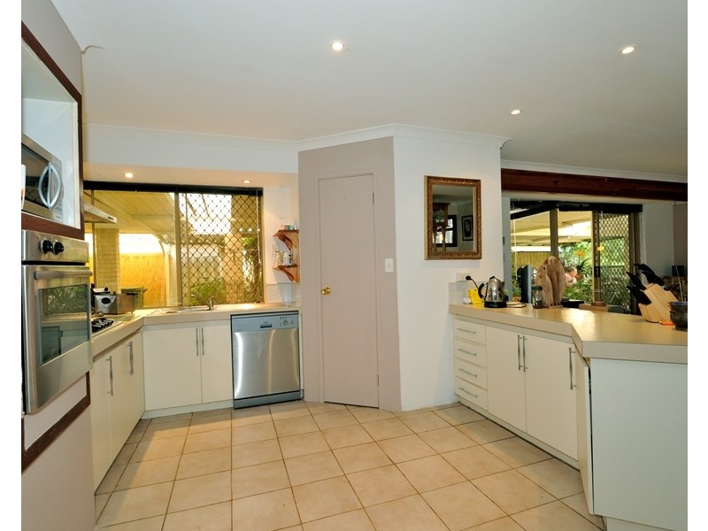 11 Nautalis Close, Port Kennedy WA 6172