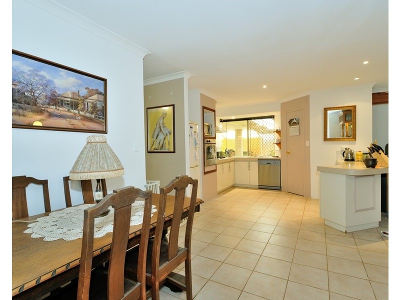 11 Nautalis Close, Port Kennedy WA 6172