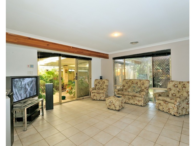 11 Nautalis Close, Port Kennedy WA 6172