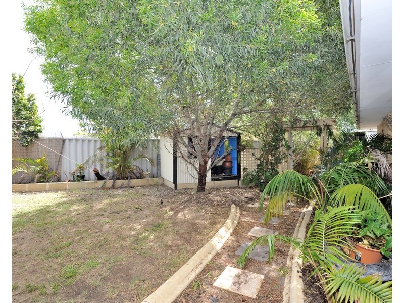 11 Nautalis Close, Port Kennedy WA 6172