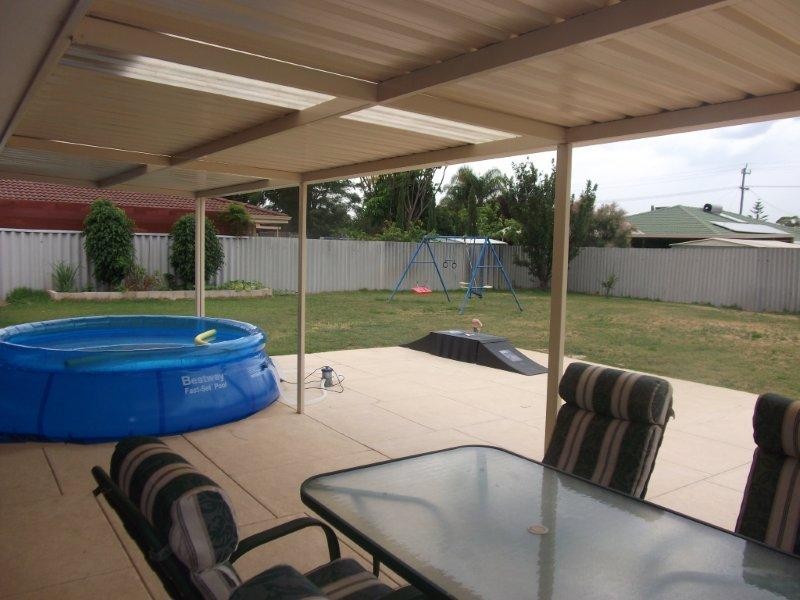 106 Willmott Drive, Cooloongup WA 6168