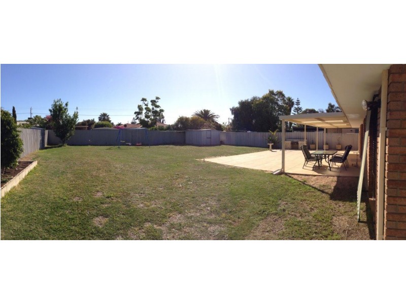 106 Willmott Drive, Cooloongup WA 6168