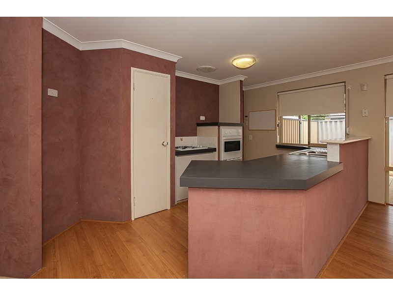 14 Roscrea Court, Orelia WA 6167