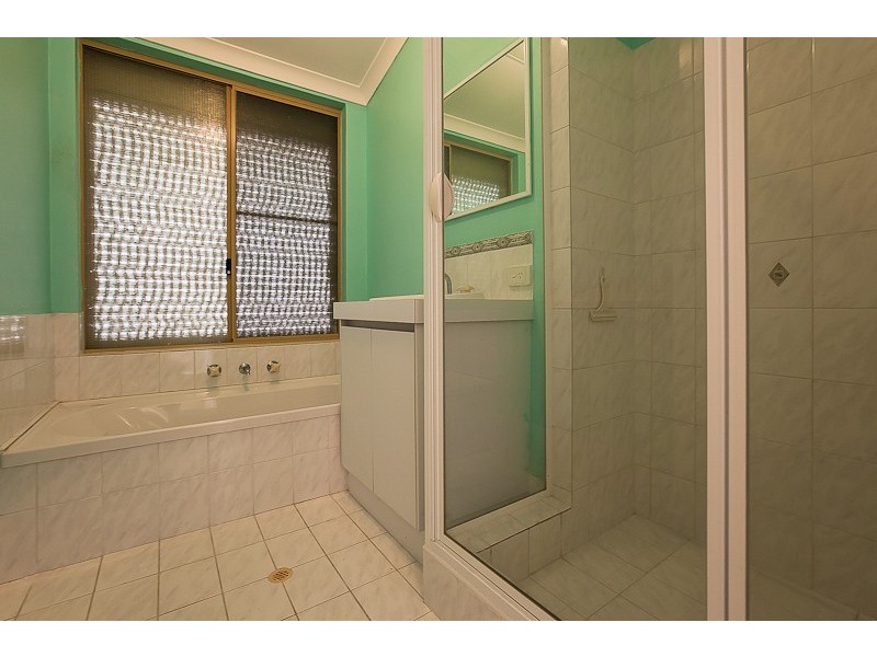 14 Roscrea Court, Orelia WA 6167