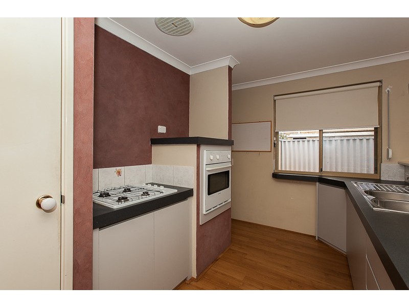 14 Roscrea Court, Orelia WA 6167