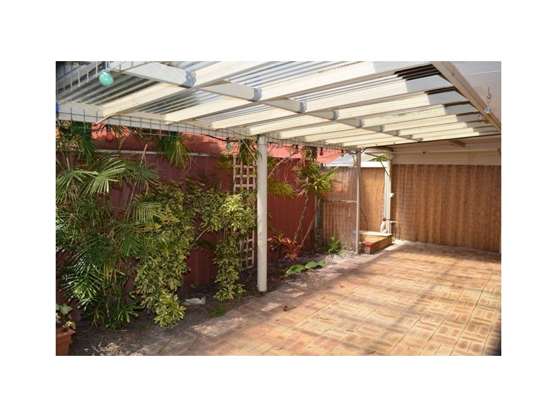 8/23 Ashford Avenue, Rockingham WA 6168