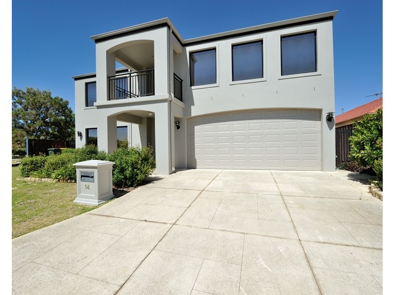 14 Lyttleton Street, Rockingham WA 6168