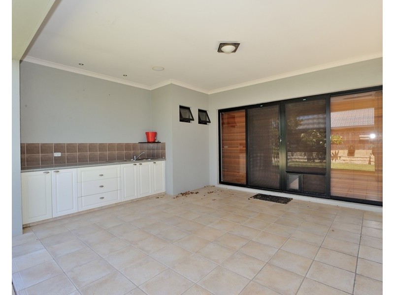 14 Lyttleton Street, Rockingham WA 6168