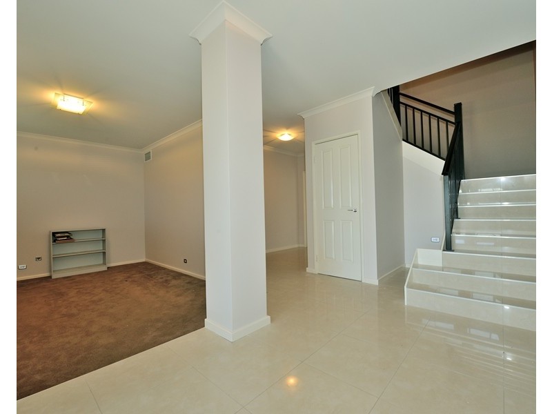 14 Lyttleton Street, Rockingham WA 6168