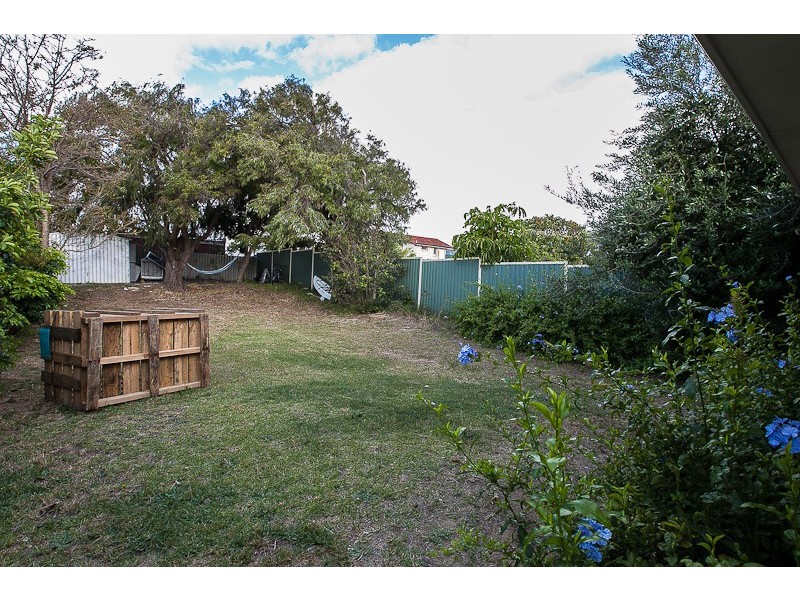 24B Gloucester Avenue, Shoalwater WA 6169