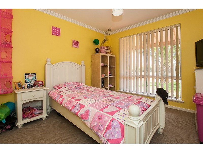 3 Kentia Close, Warnbro WA 6169