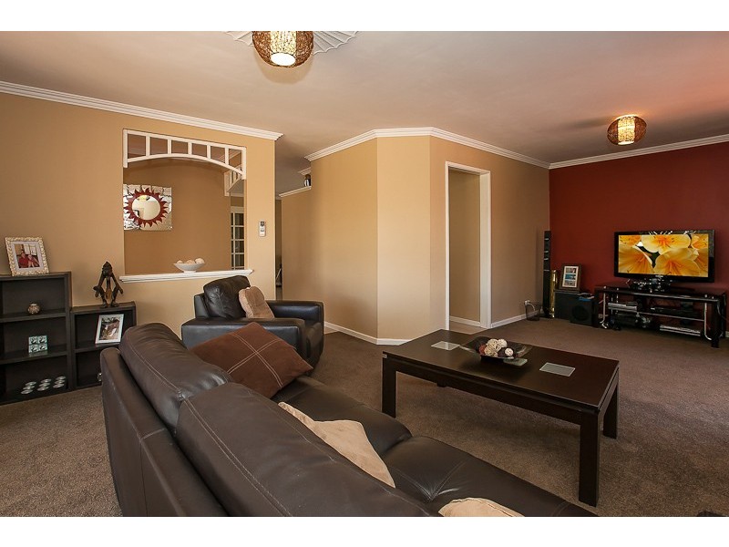 3 Kentia Close, Warnbro WA 6169