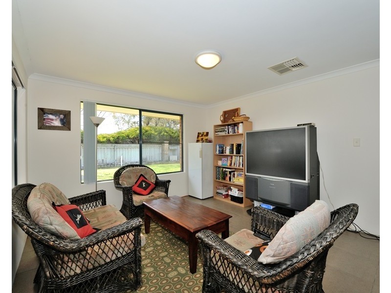 4 Cobalt Cove, Warnbro WA 6169