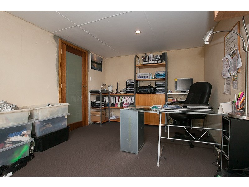 16 Brixham Way, Warnbro WA 6169