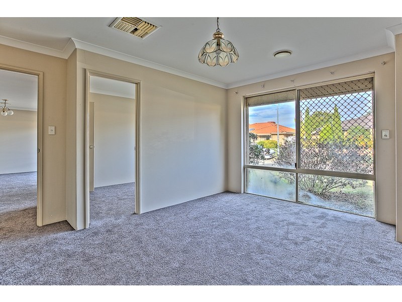 3 Middleton Place, Waikiki WA 6169
