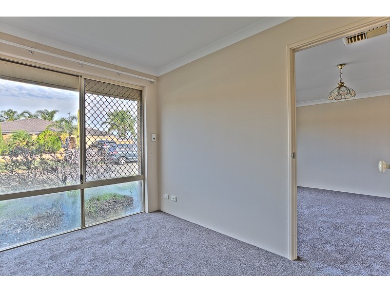 3 Middleton Place, Waikiki WA 6169