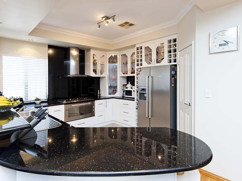 106 Hawker Street, Shoalwater WA 6169