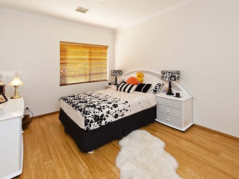 106 Hawker Street, Shoalwater WA 6169