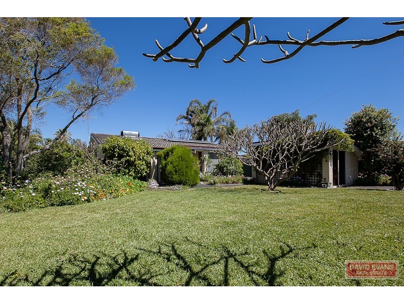 7 Taurus Court, Rockingham WA 6168