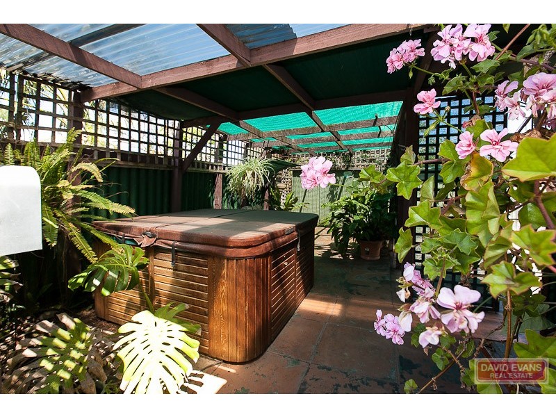 7 Taurus Court, Rockingham WA 6168