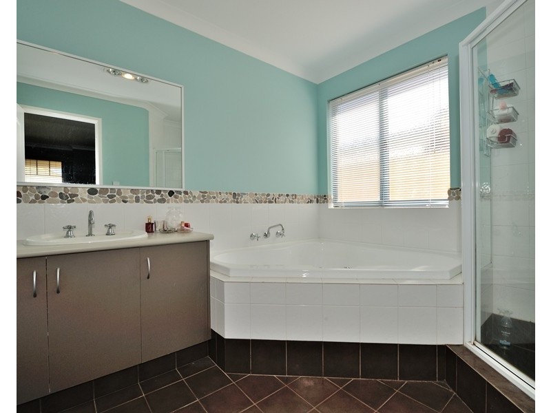 20 Brindabella Avenue, Rockingham WA 6168