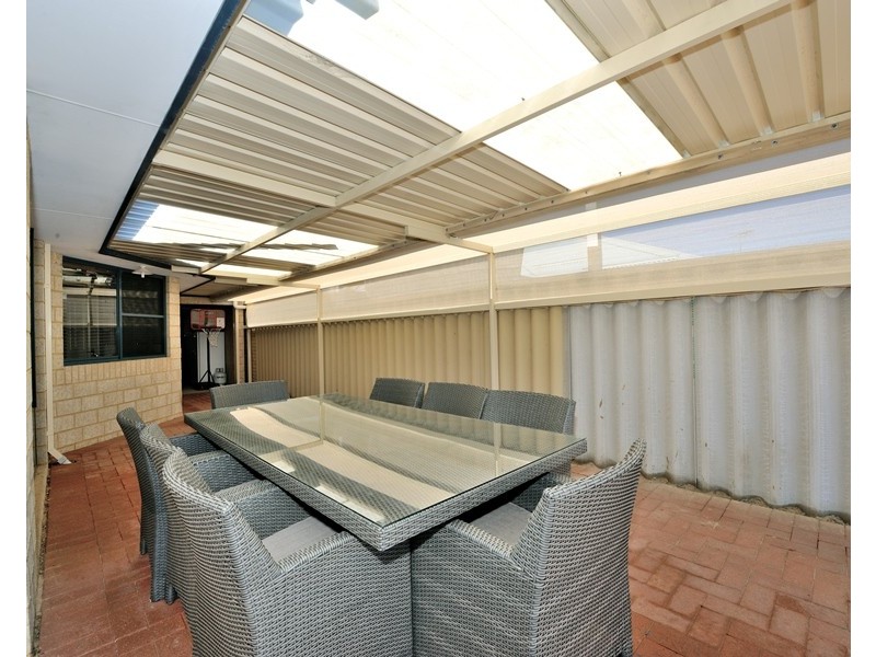 20 Brindabella Avenue, Rockingham WA 6168