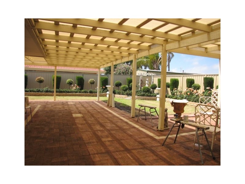 35 Cruise Road, Safety Bay WA 6169