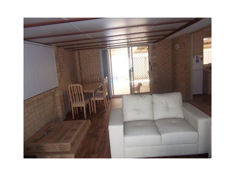 27 Gascoyne Way, Cooloongup WA 6168