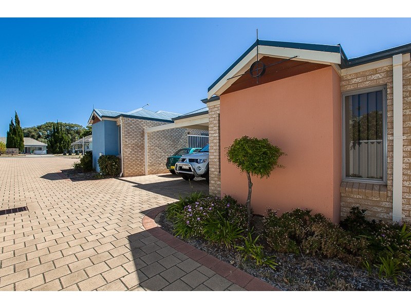 2/66 Parkin Street, Rockingham WA 6168