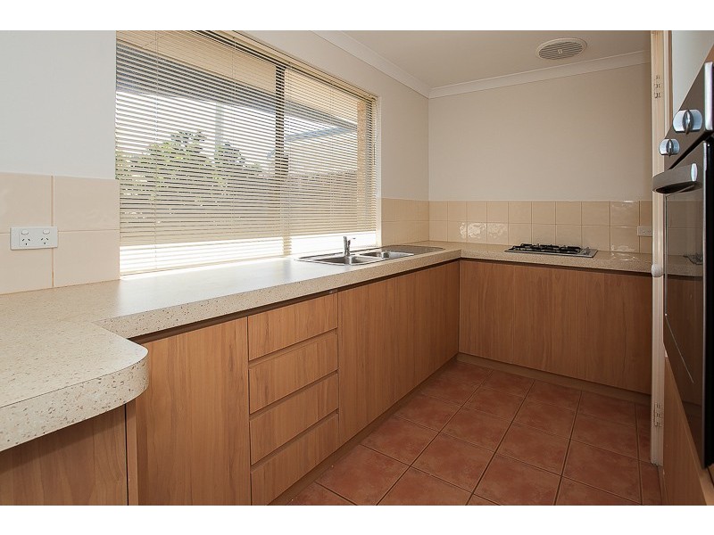 2/66 Parkin Street, Rockingham WA 6168