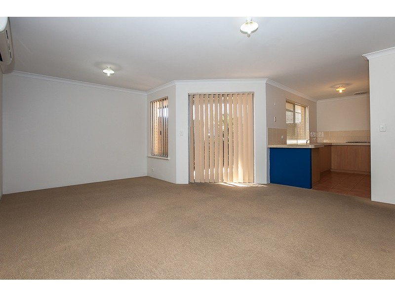 2/66 Parkin Street, Rockingham WA 6168