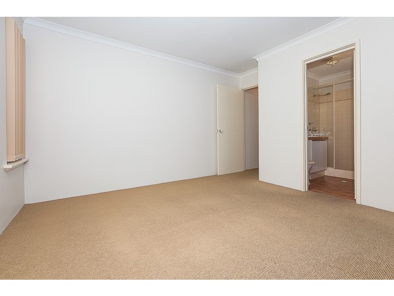 2/66 Parkin Street, Rockingham WA 6168