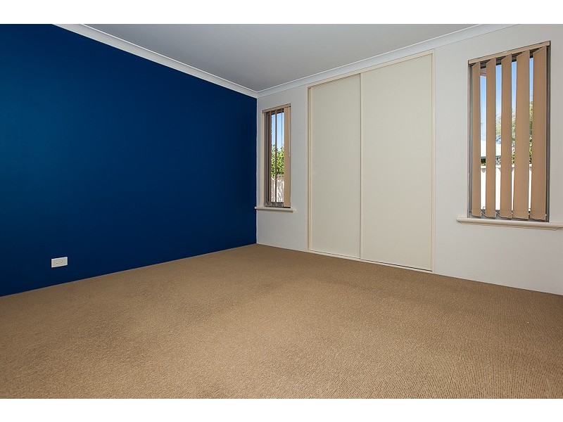 2/66 Parkin Street, Rockingham WA 6168