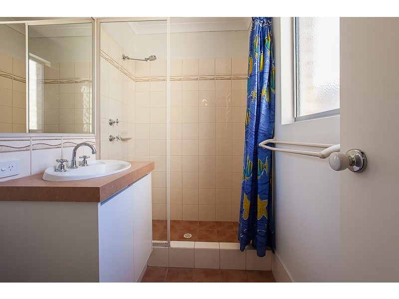 2/66 Parkin Street, Rockingham WA 6168